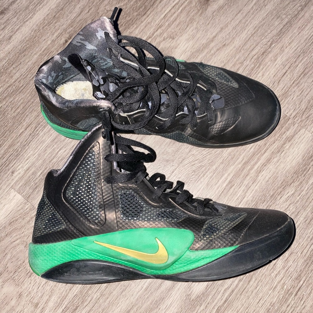 Nike Hyperfuse “Green Camo” size 9.5